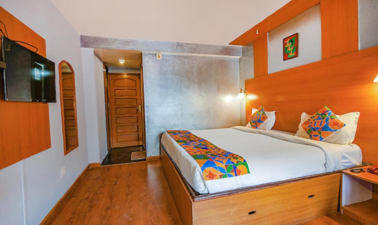 Fabhotel Khems Shoram Palace Road Ooty Exterior photo