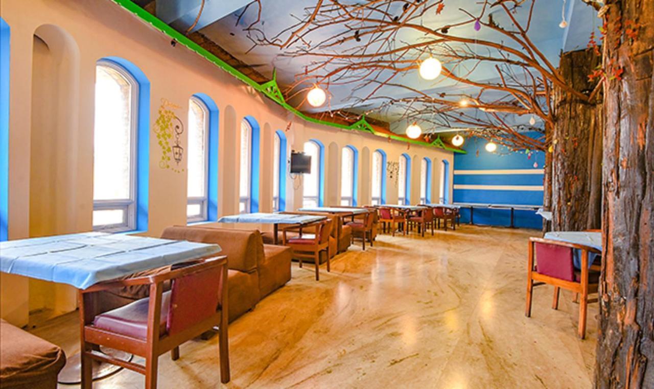 Fabhotel Khems Shoram Palace Road Ooty Exterior photo