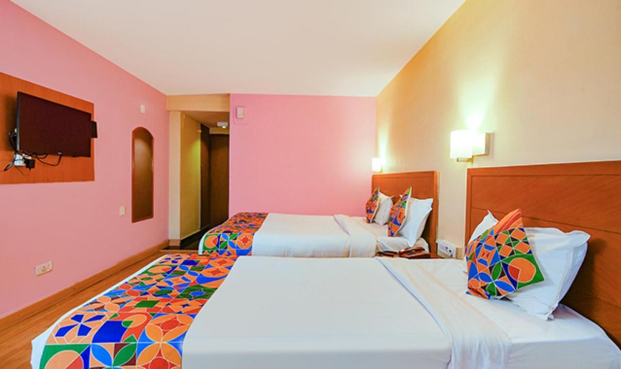 Fabhotel Khems Shoram Palace Road Ooty Exterior photo