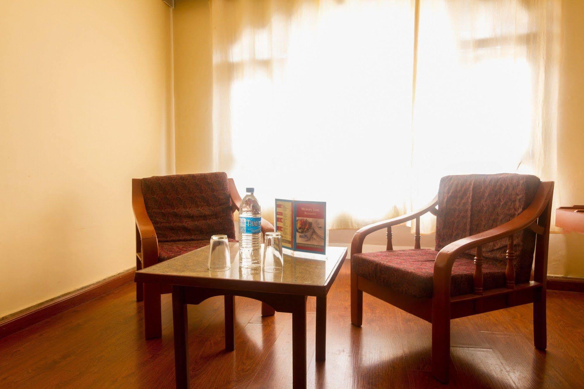 Fabhotel Khems Shoram Palace Road Ooty Exterior photo