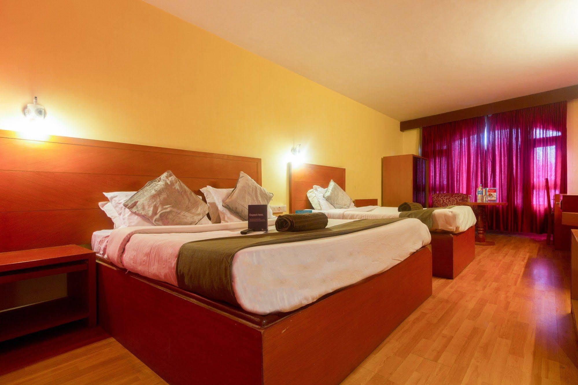 Fabhotel Khems Shoram Palace Road Ooty Exterior photo