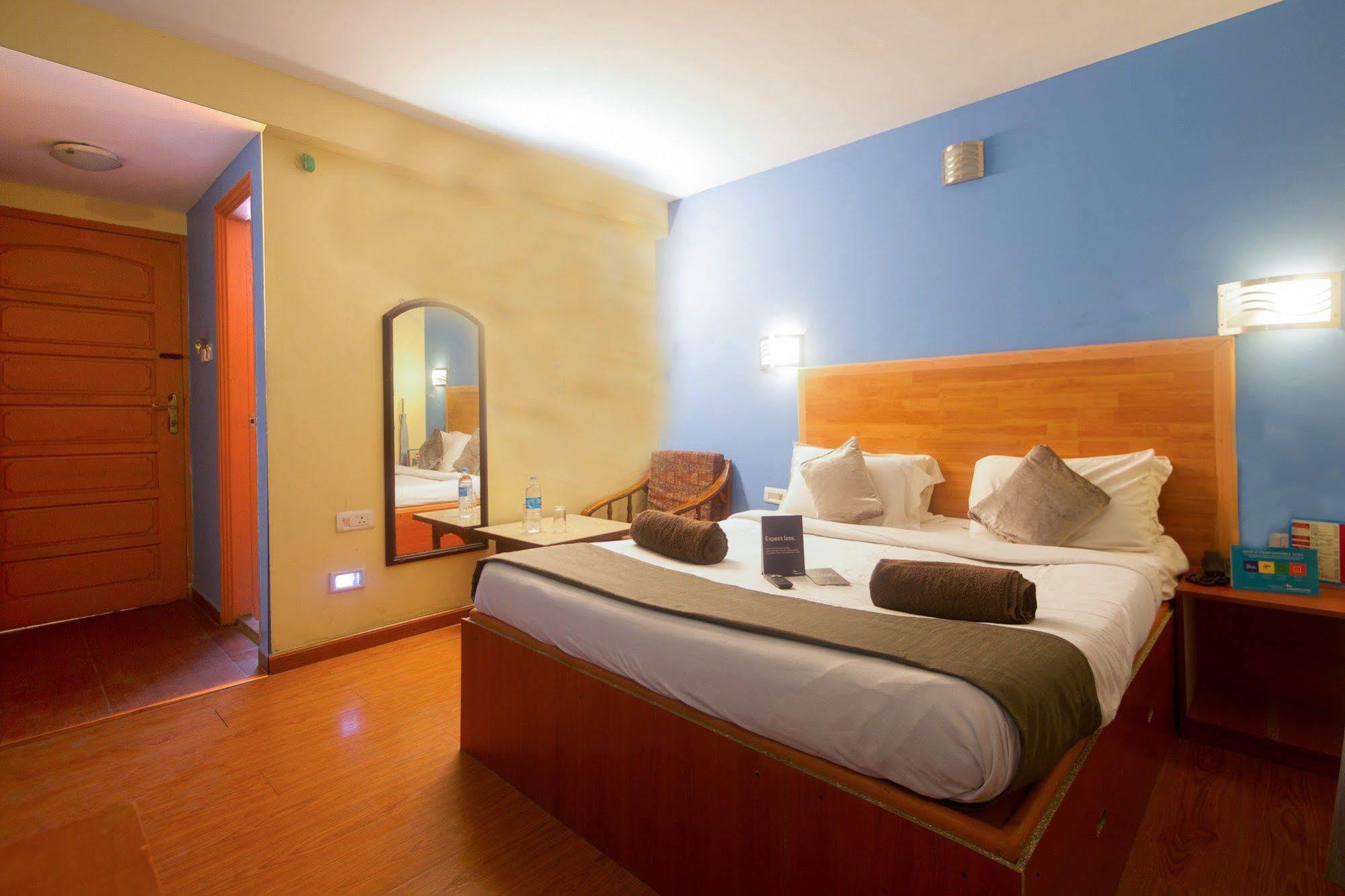Fabhotel Khems Shoram Palace Road Ooty Exterior photo