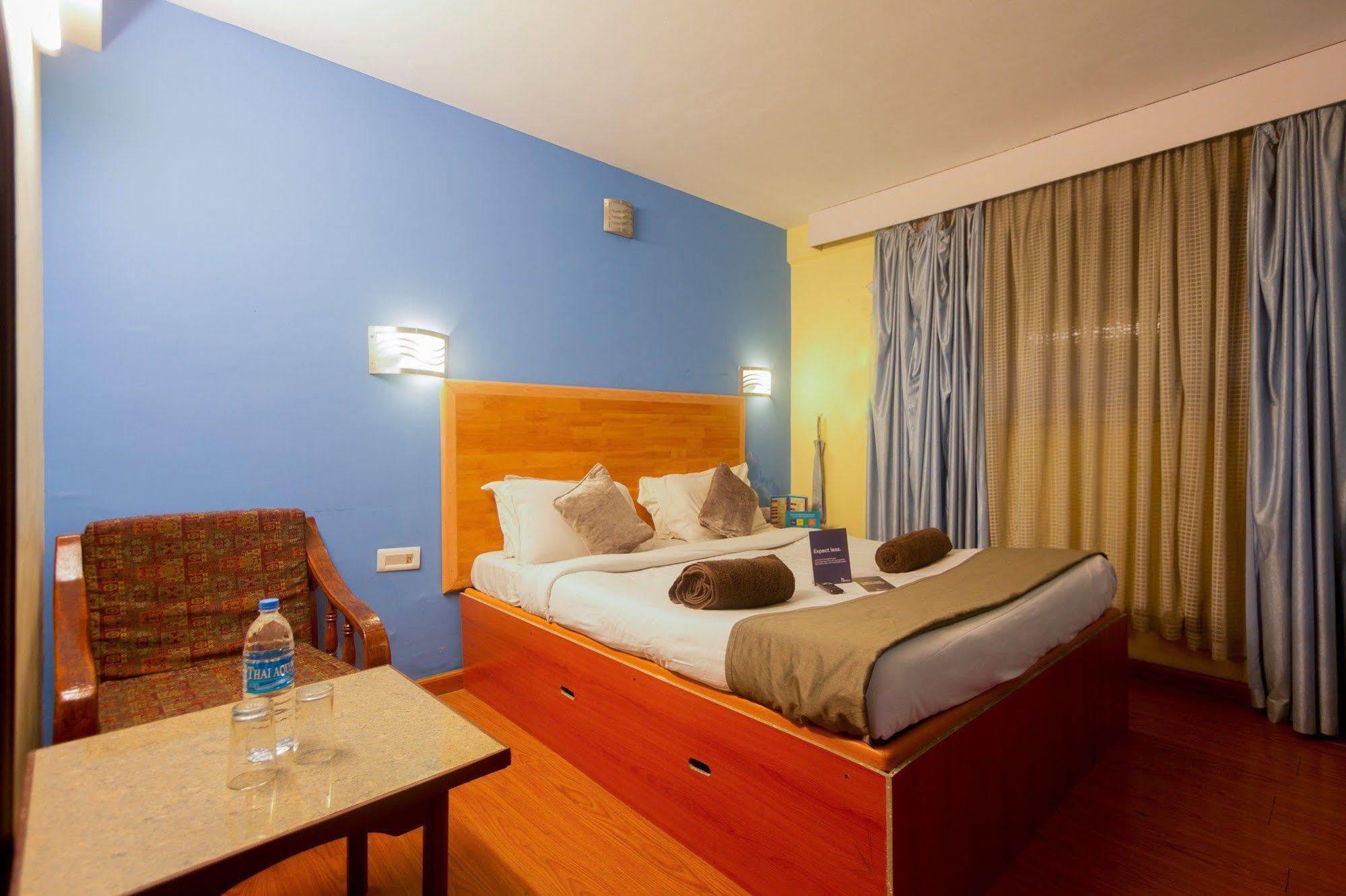 Fabhotel Khems Shoram Palace Road Ooty Exterior photo