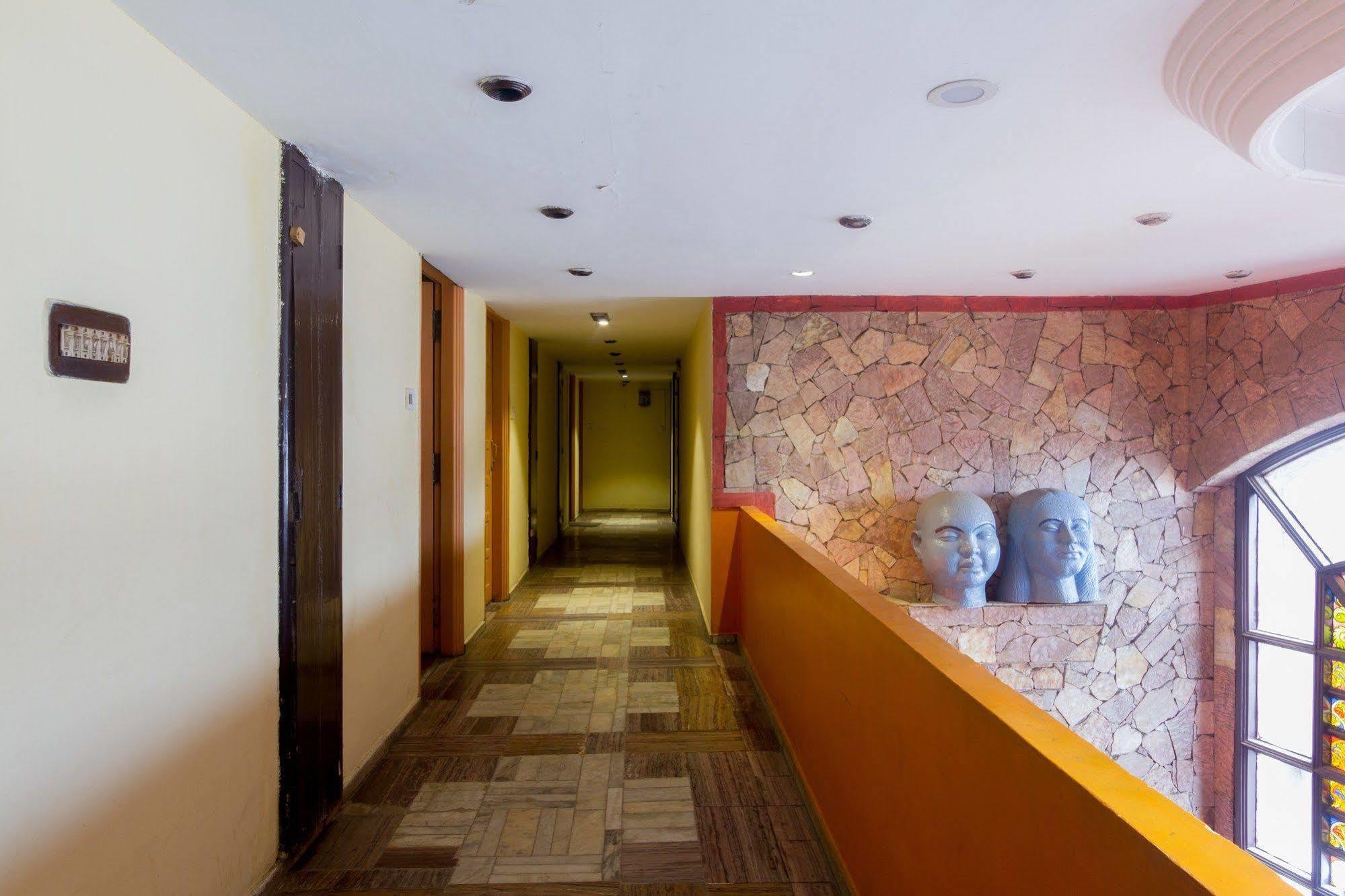 Fabhotel Khems Shoram Palace Road Ooty Exterior photo